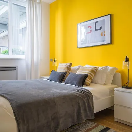 Plum Guide - Fontus Apartamento Milão